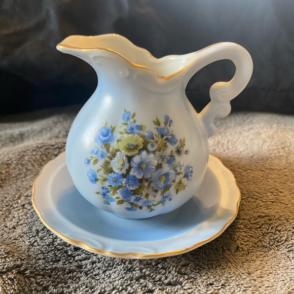 Floral Blue and White Porcelain Pitcher and Saucer Set - Picture 1 of 3